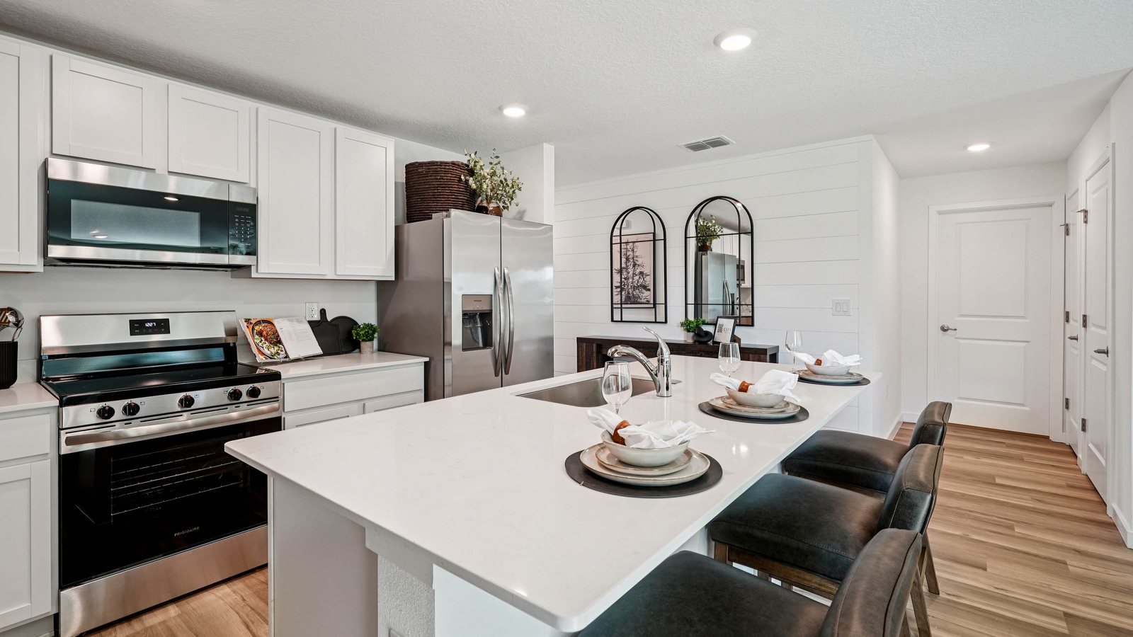 Cameron plan — new construction home in Derby Creek