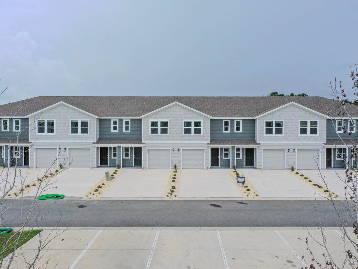 Laurel Commons new homes in Ocala, FL · Marion County