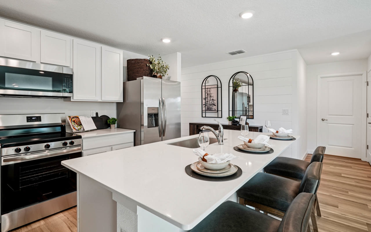 Cameron plan — new construction home in Somerset Bay